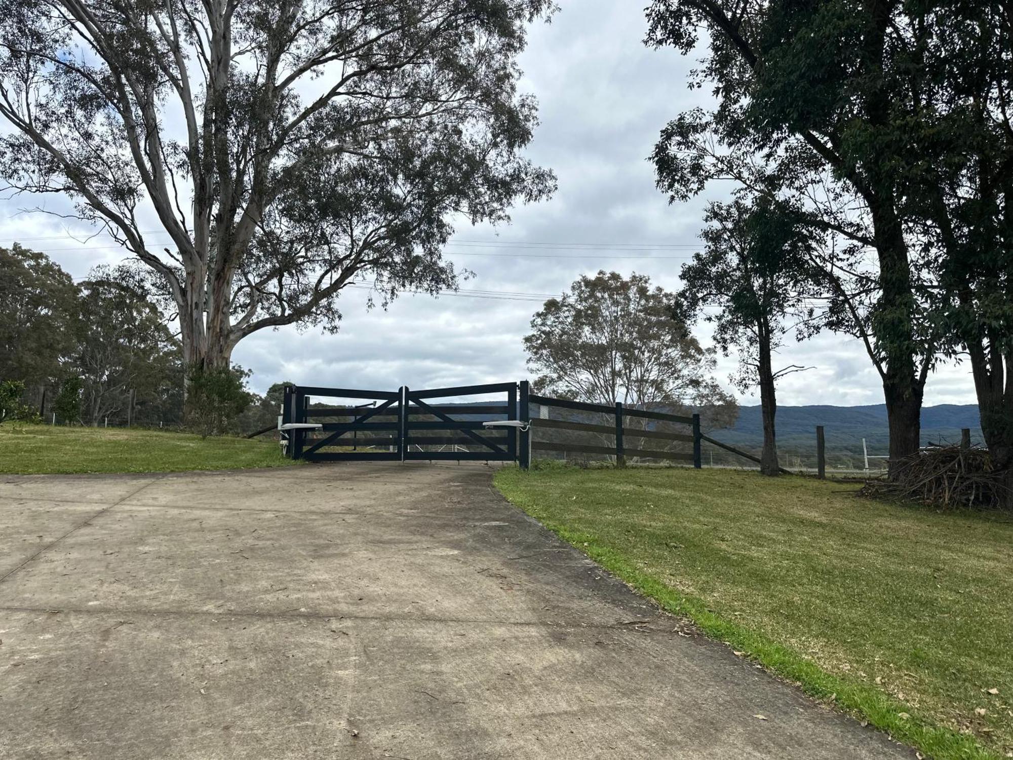 Blueberry Hills On Comleroy Farmstay - Self-Contained Cottages Kurrajong Kültér fotó